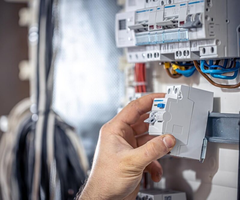 Emergency Electrical Services & Circuit Breaker repair